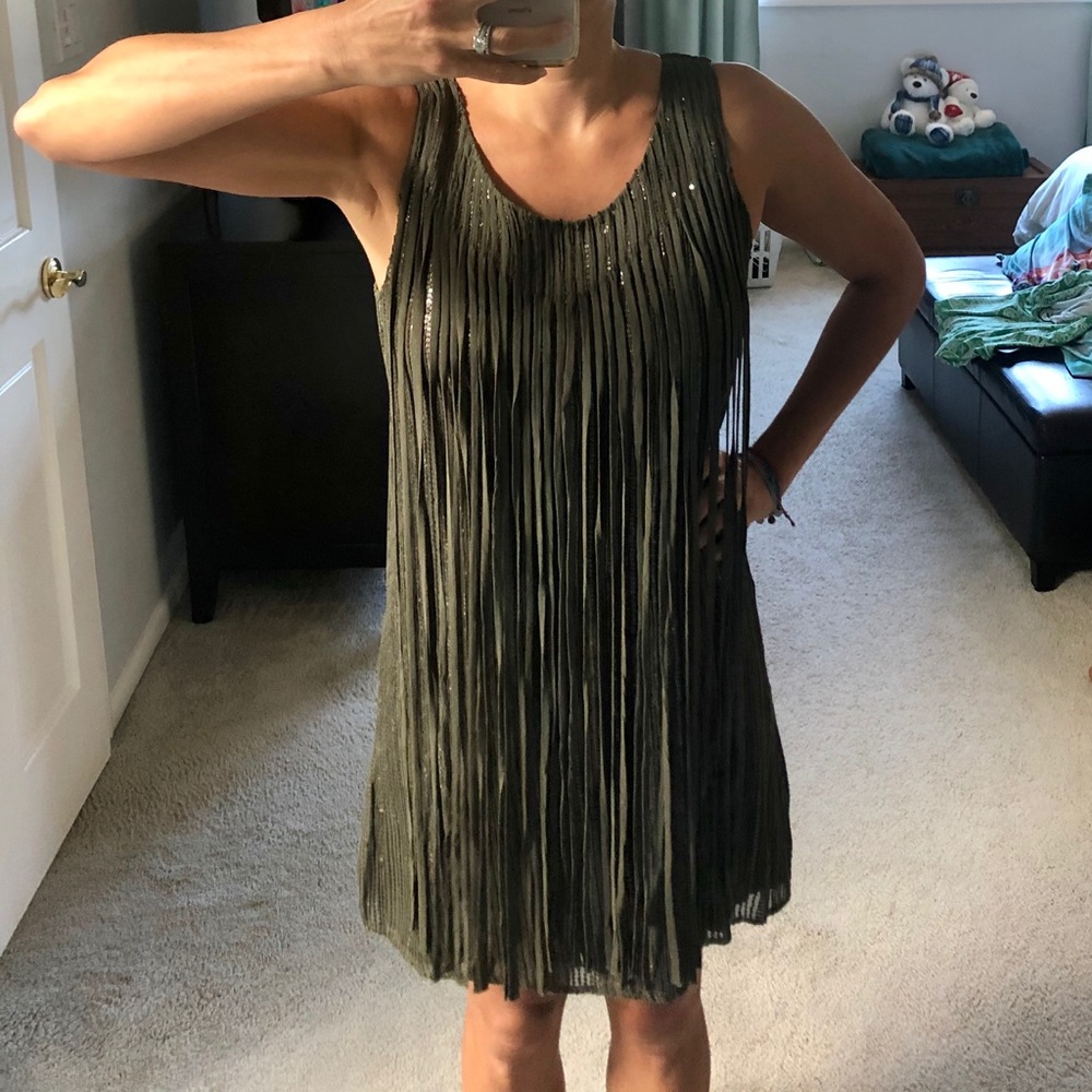 Parker Sequined, Sleeveless Cocktail Dress; Size M